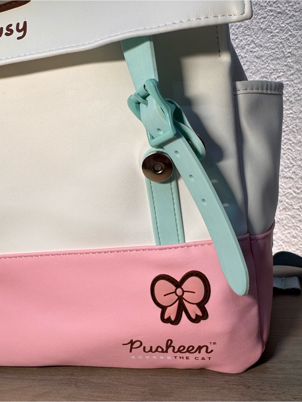 NWOT Pusheen The Cat I’m Busy Faux Leather Backpack Licensed 13x12x5 Kawaii - Picture 6 of 13